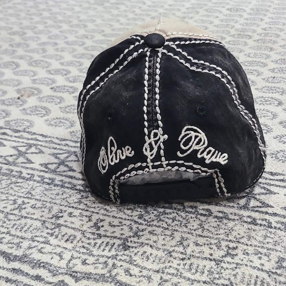 Rhinestone-Embellished Beige Women's Baseball Cap - Picture 3 of 9